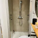 Frühstückspension La Belle Au Fil De L'eau 2 D'hote Salon Et Cuisine Partages 3*
