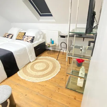 Belle Au Fil De L'eau 2 Bed & Breakfast Douai