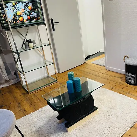La Belle Au Fil De L'eau 2 D'hote Salon Et Cuisine Partages Oda ve Kahvaltı 3*
