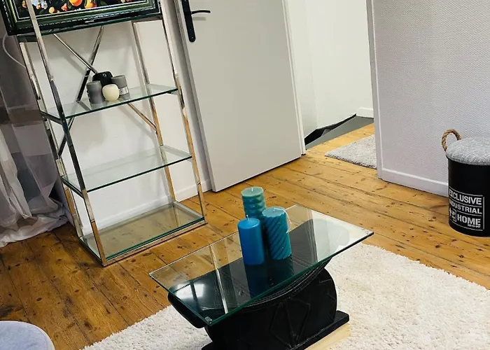 La Belle Au Fil De L'eau 2 Oda ve Kahvaltı 3*
